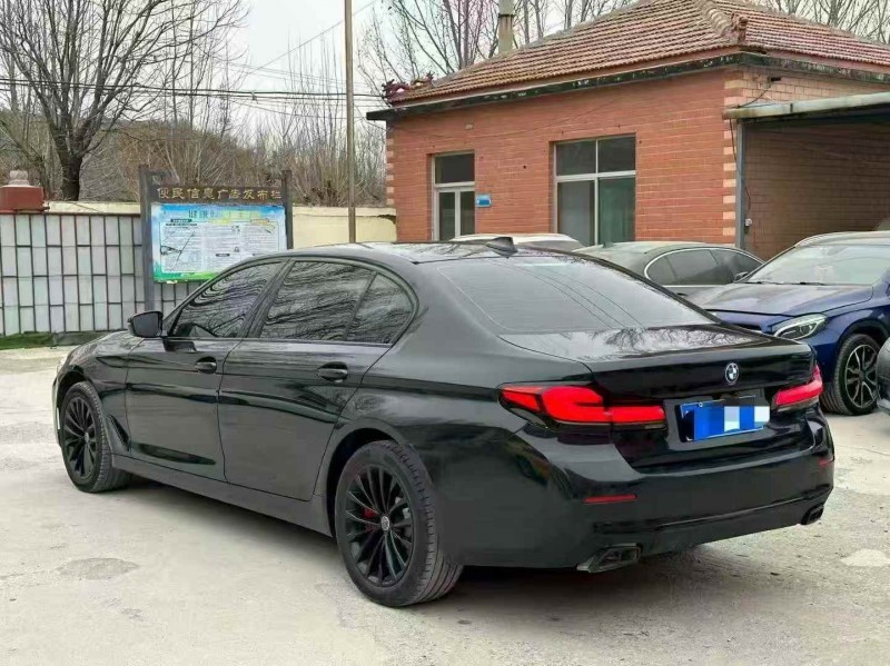 淄博21年宝马5系8