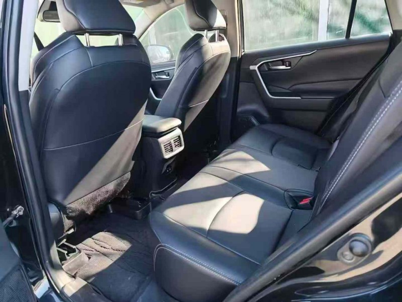 呼伦贝尔20年丰田威兰达6