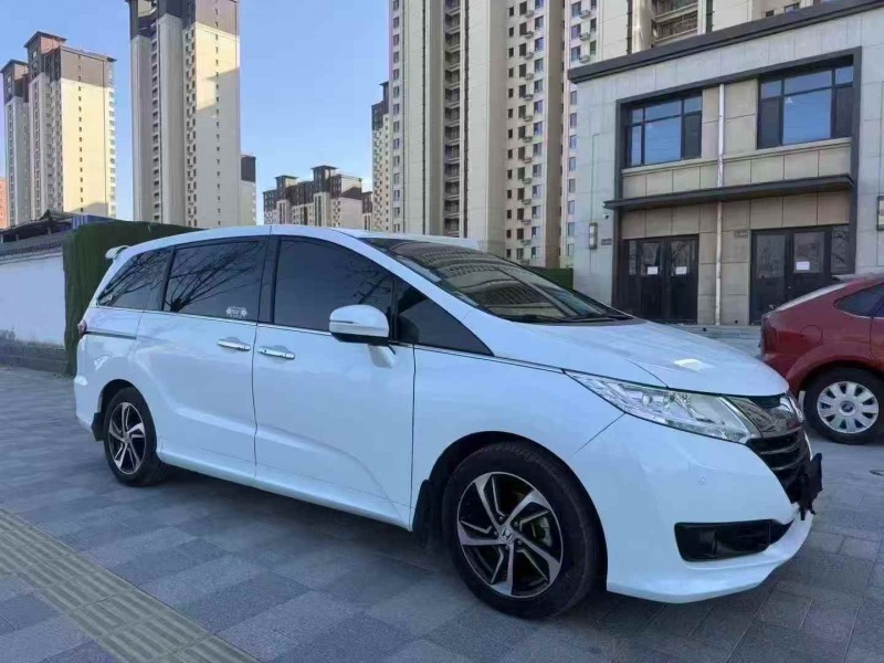 邢台18年本田奥德赛3