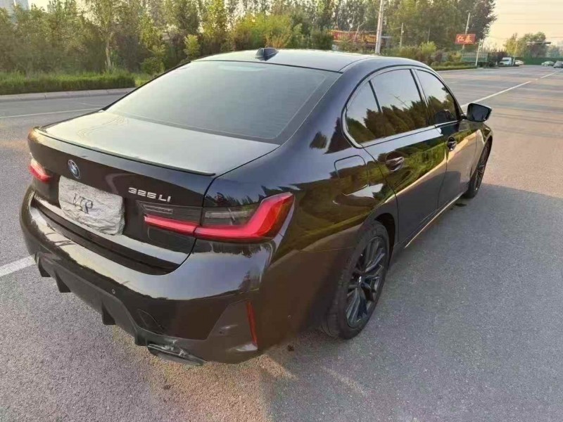 济宁23年宝马3系7