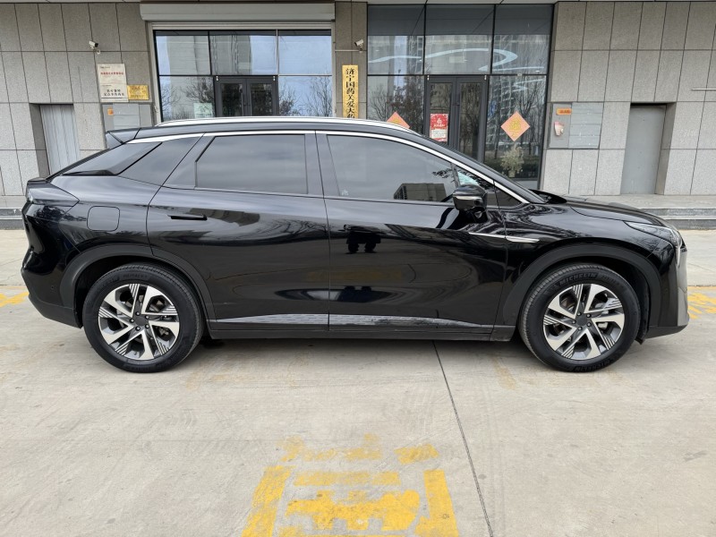 济宁22年传祺LXplus8