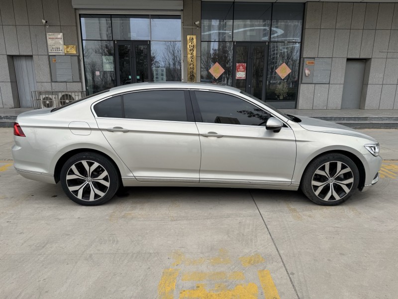 济宁19年大众迈腾7