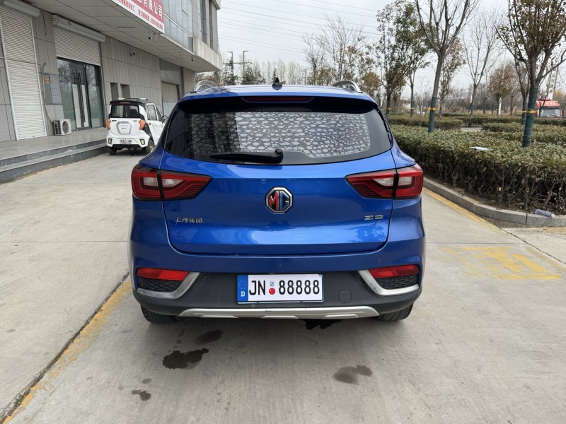 济宁17年名爵ZS9