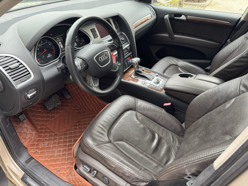 济宁14年奥迪Q76