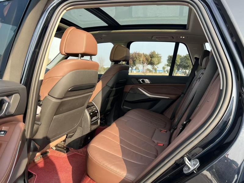 盐城19年宝马X52