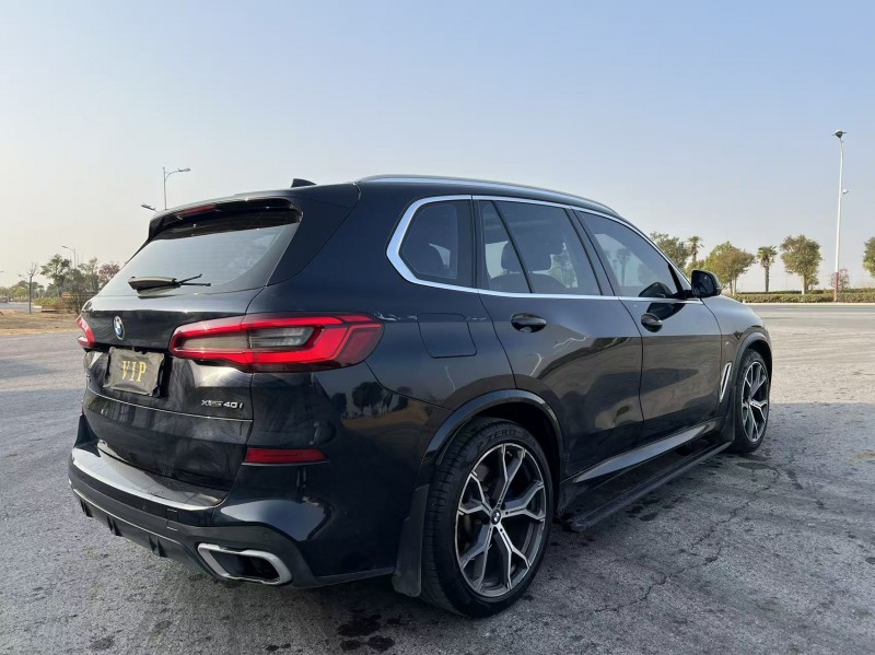 盐城19年宝马X54