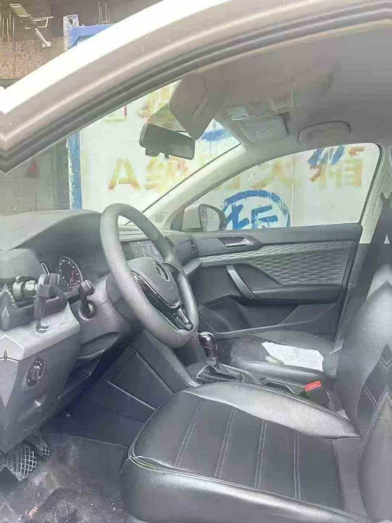 梧州22年大众途岳5