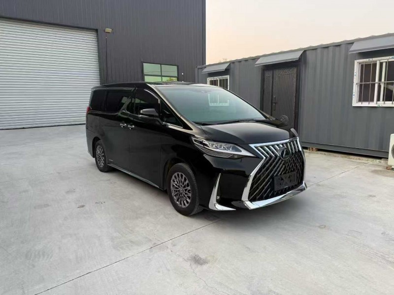 徐州21年雷克萨斯LM雷尔法5