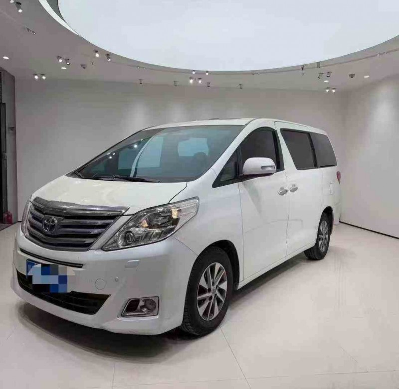 泸州16年丰田埃尔法2