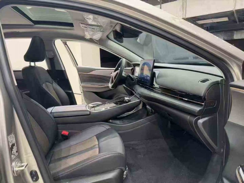 泸州25年传祺埃安S4