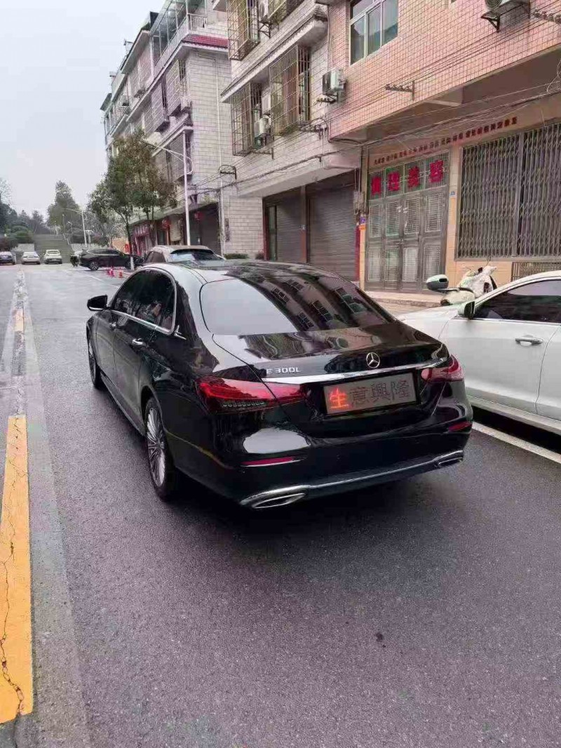 邵阳19年奔驰E9