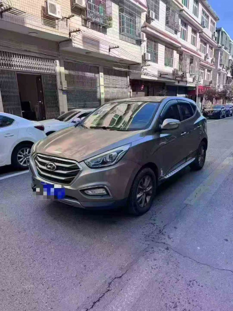 常德17年现代ix352