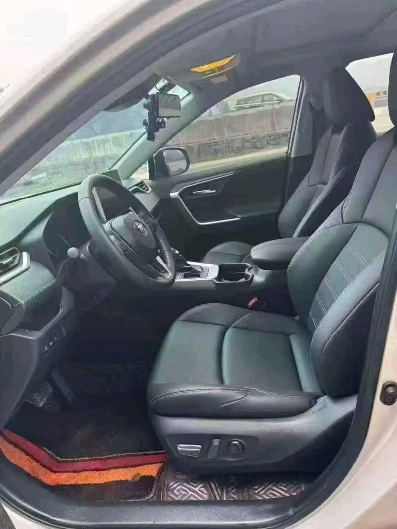 娄底23年丰田威兰达6