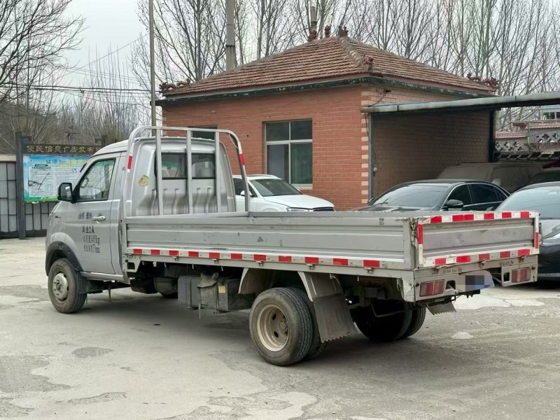 淄博22年金杯汽车阁瑞斯8