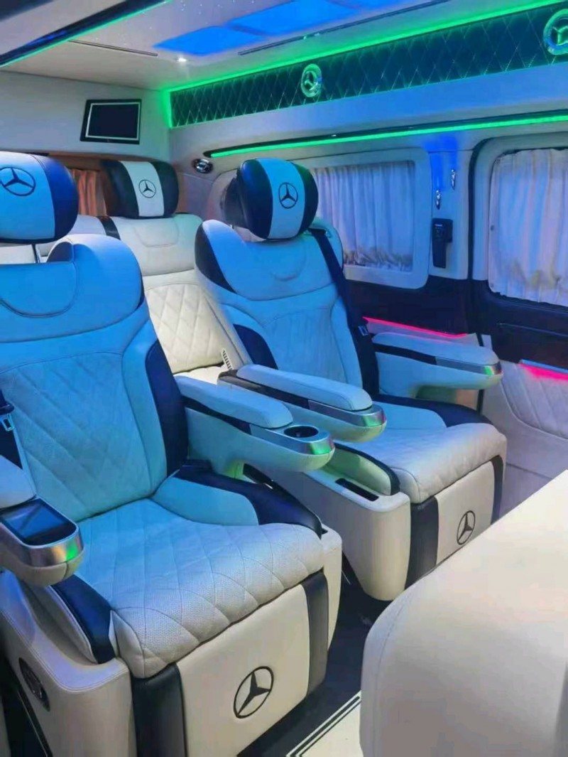 广州19年奔驰威霆2