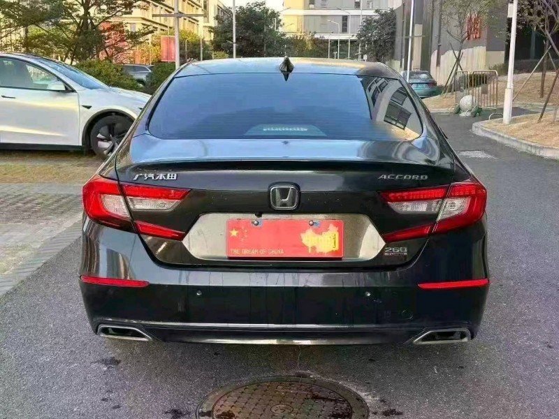 广州18年本田雅阁5