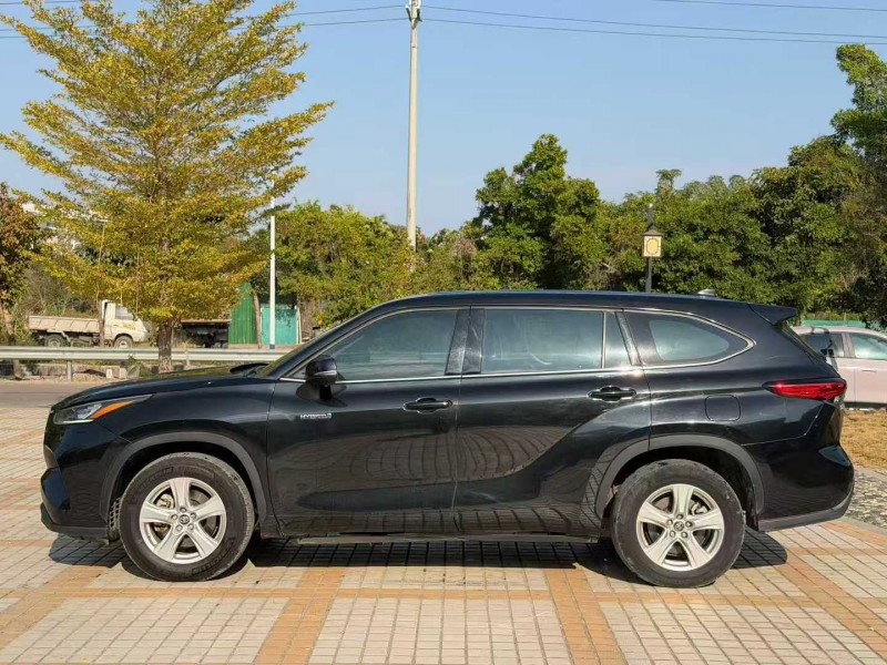 汕头21年丰田汉兰达2