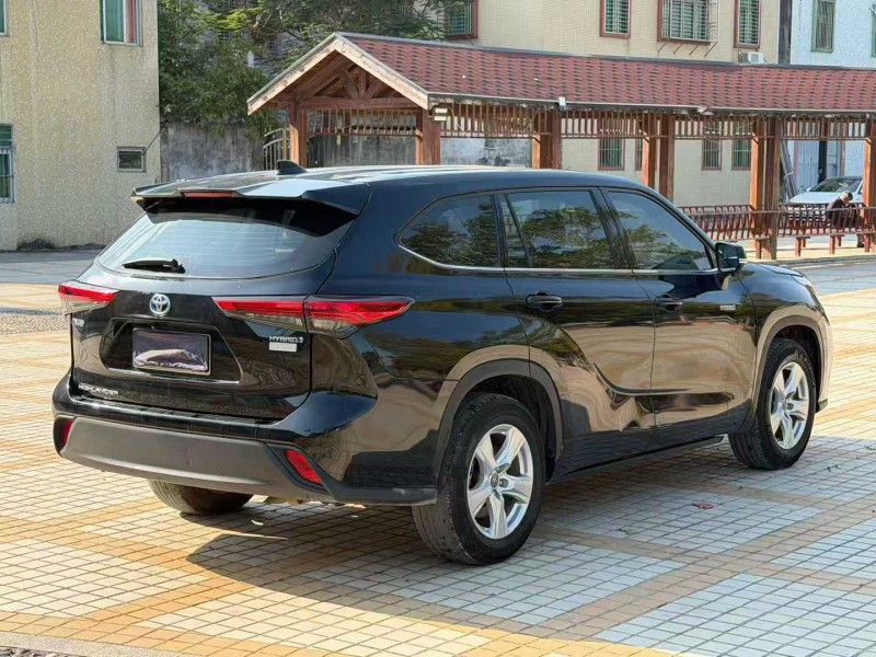 汕头21年丰田汉兰达8