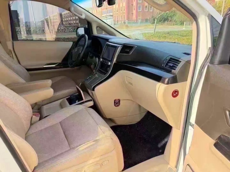 菏泽14年丰田埃尔法4