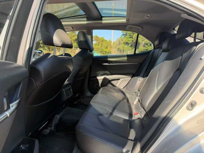 汕头18年丰田凯美瑞6