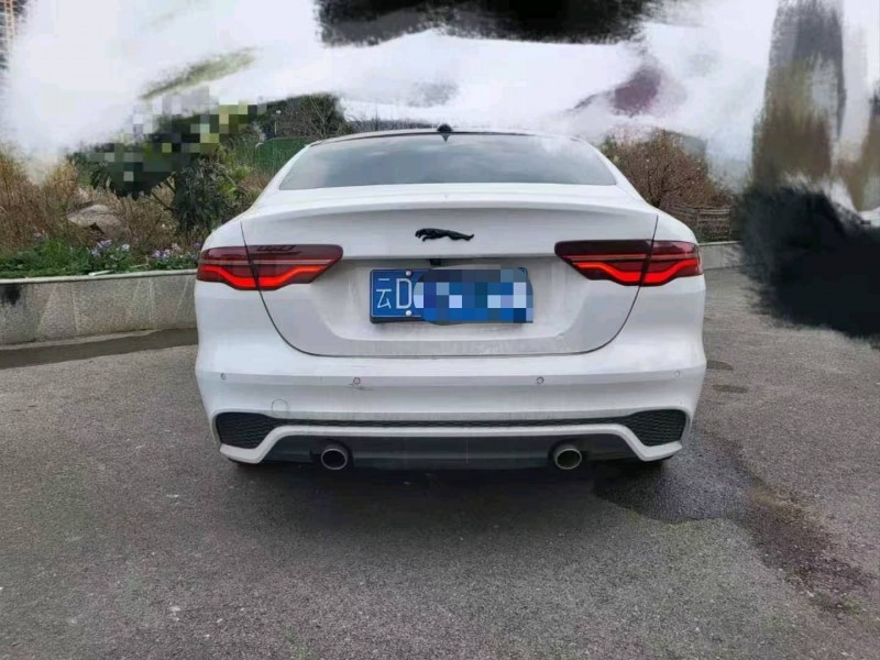 保山21年捷豹XEL2