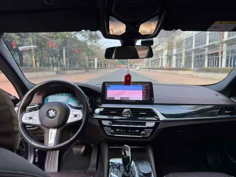 广州23年宝马5系7