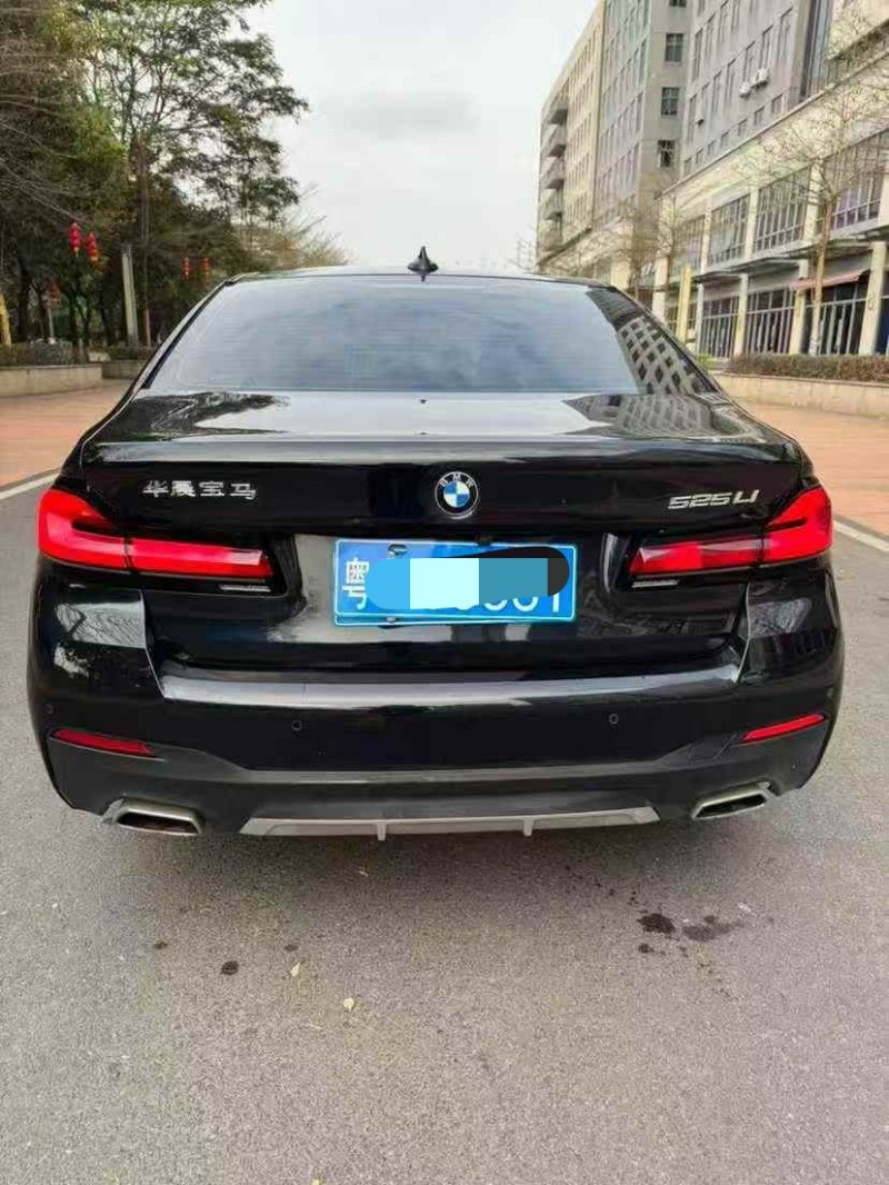广州23年宝马5系9