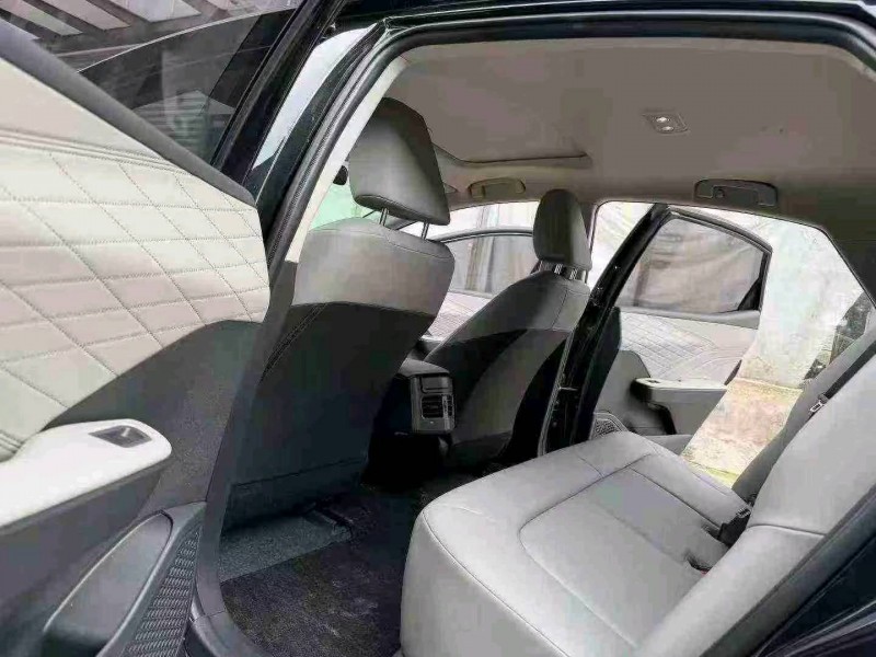 徐州24年丰田BZ3Pro5