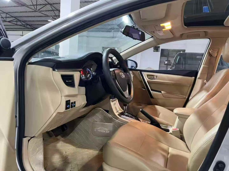 广州14年丰田卡罗拉3