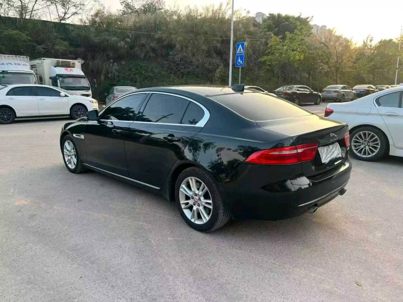 南宁19年捷豹XEL5