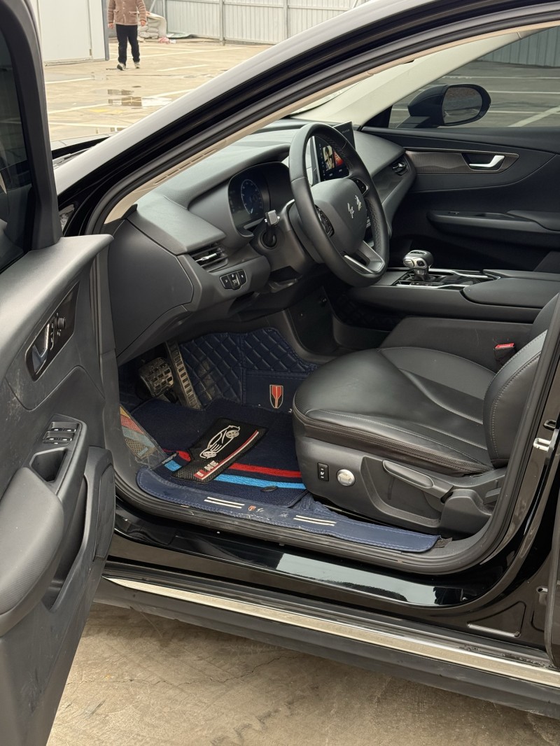 新乡24年红旗E-QM54