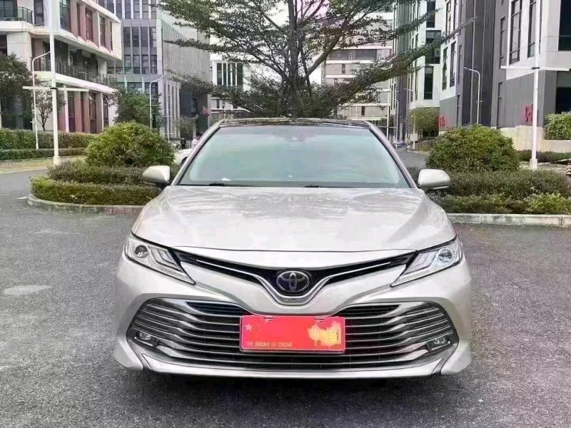 广州21年丰田凯美瑞1