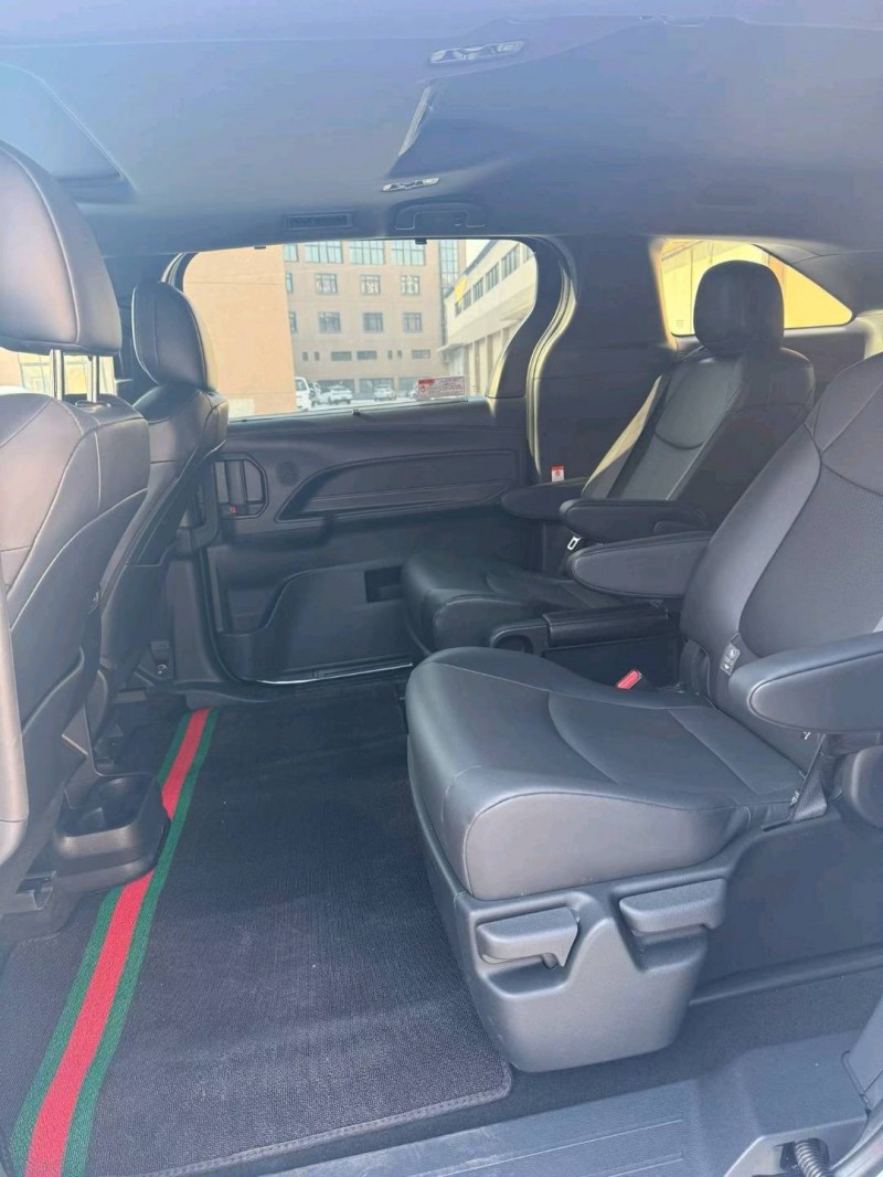 沈阳25年丰田格瑞维亚3