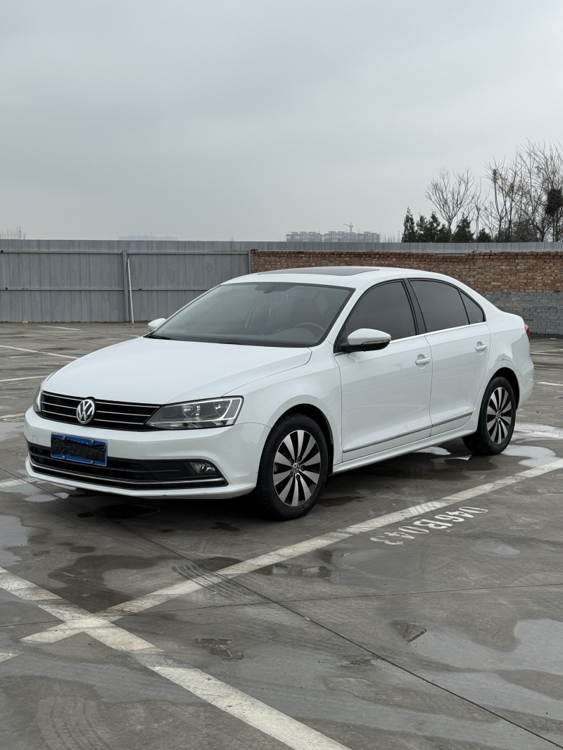 新乡18年大众速腾3