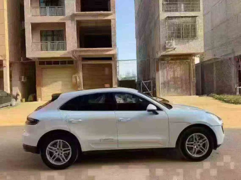 防城港14年保时捷Macan2