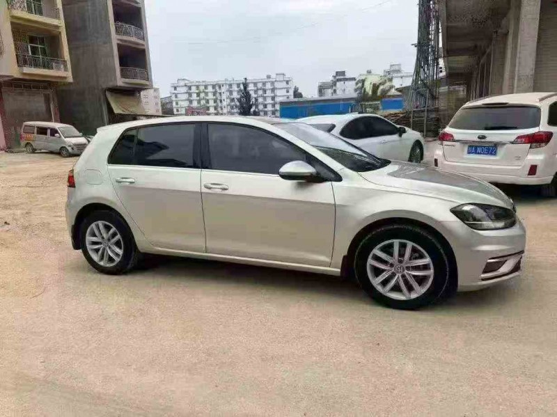 贵港18年大众高尔夫2