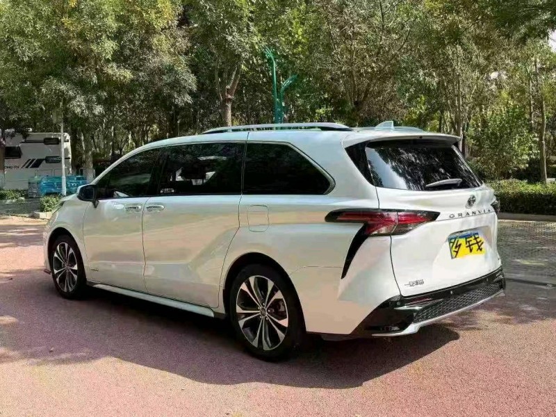 聊城24年丰田格瑞维亚4