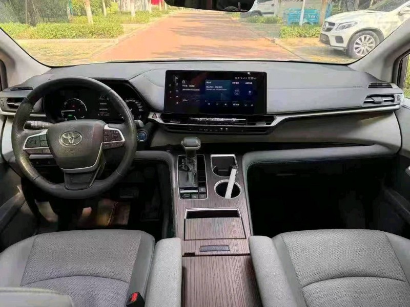 聊城24年丰田格瑞维亚8