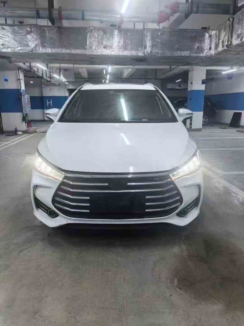 德阳19年比亚迪宋MAX1