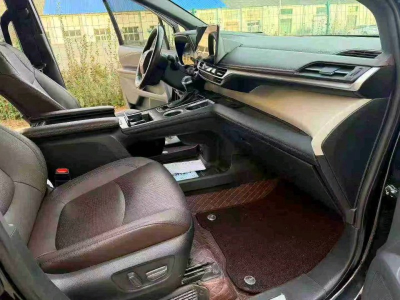 徐州23年丰田格瑞维亚4