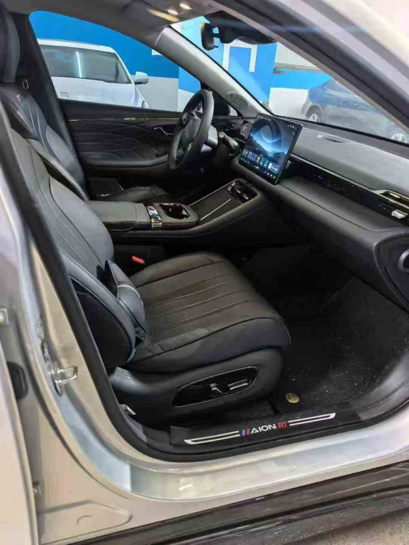 遂宁25年传祺埃安RT5