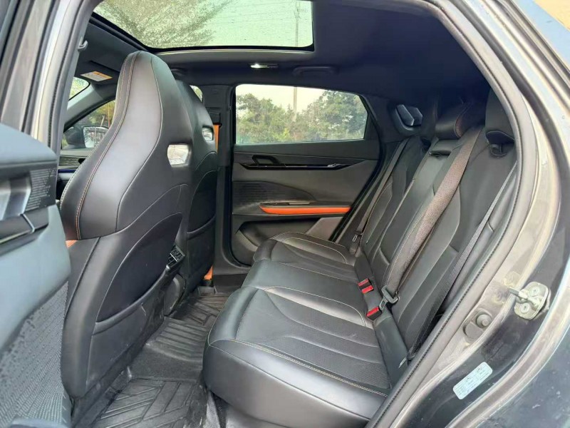 汕头23年长安汽车UNI6