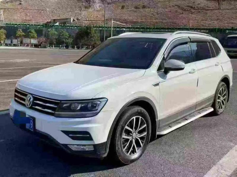 重庆17年大众途观3