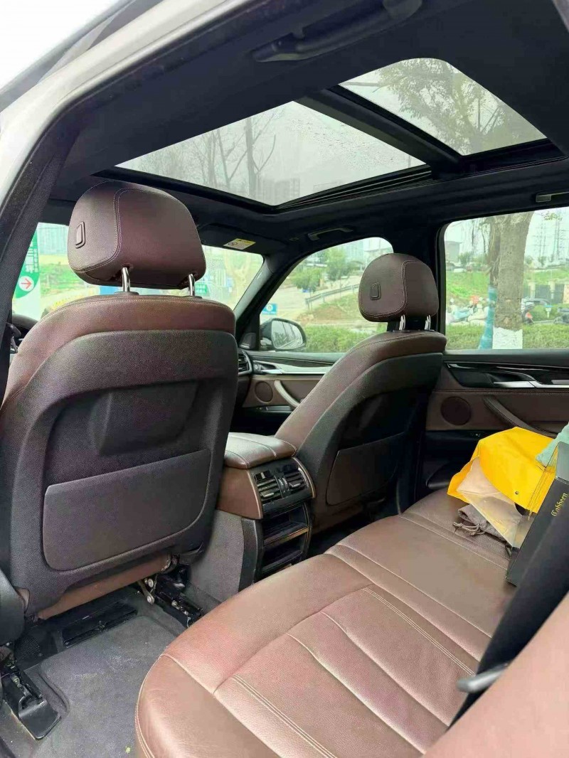 自贡18年宝马X54