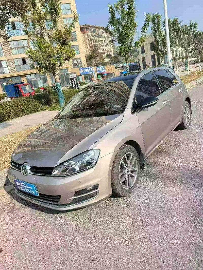 攀枝花17年大众高尔夫2