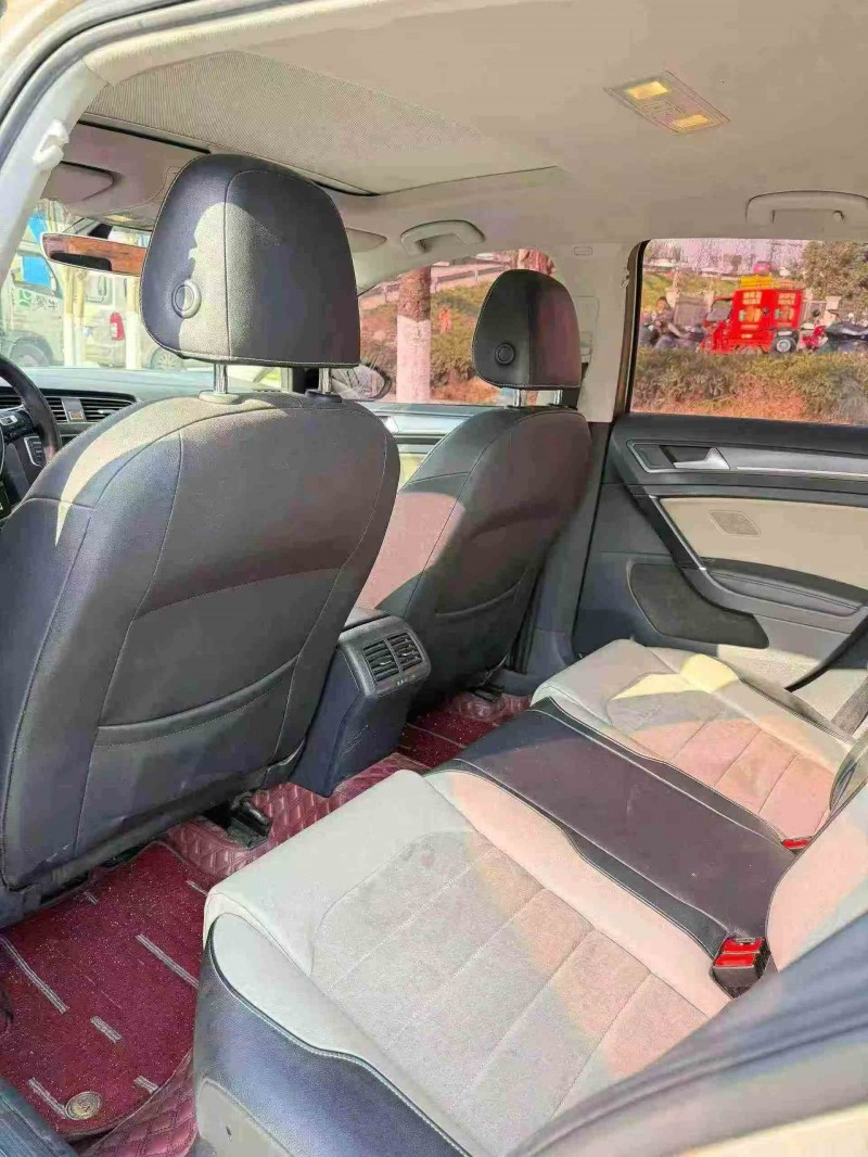 攀枝花17年大众高尔夫6