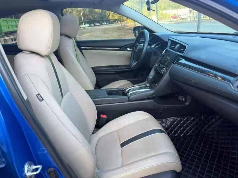 广州16年本田思域7