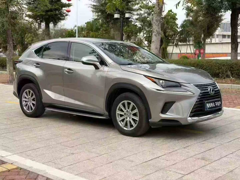 江门18年雷克萨斯NX3