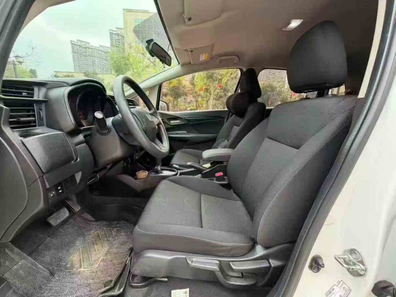 佛山19年本田飞度6