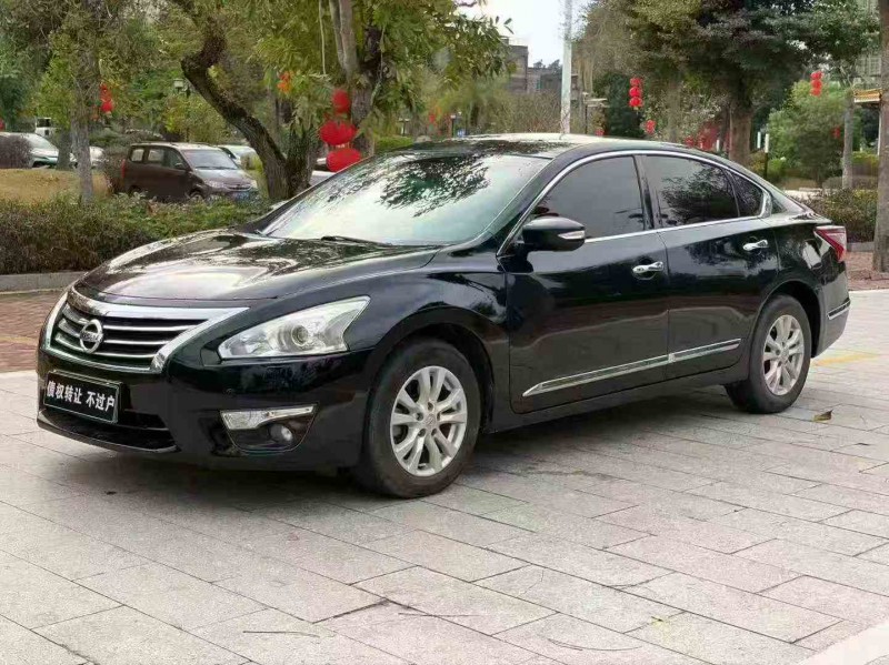 佛山16年日产天籁2